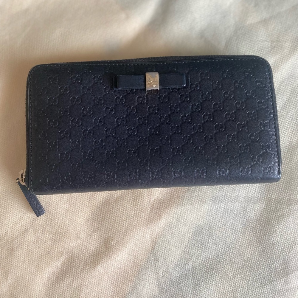 Authentic guccissima zippy wallet